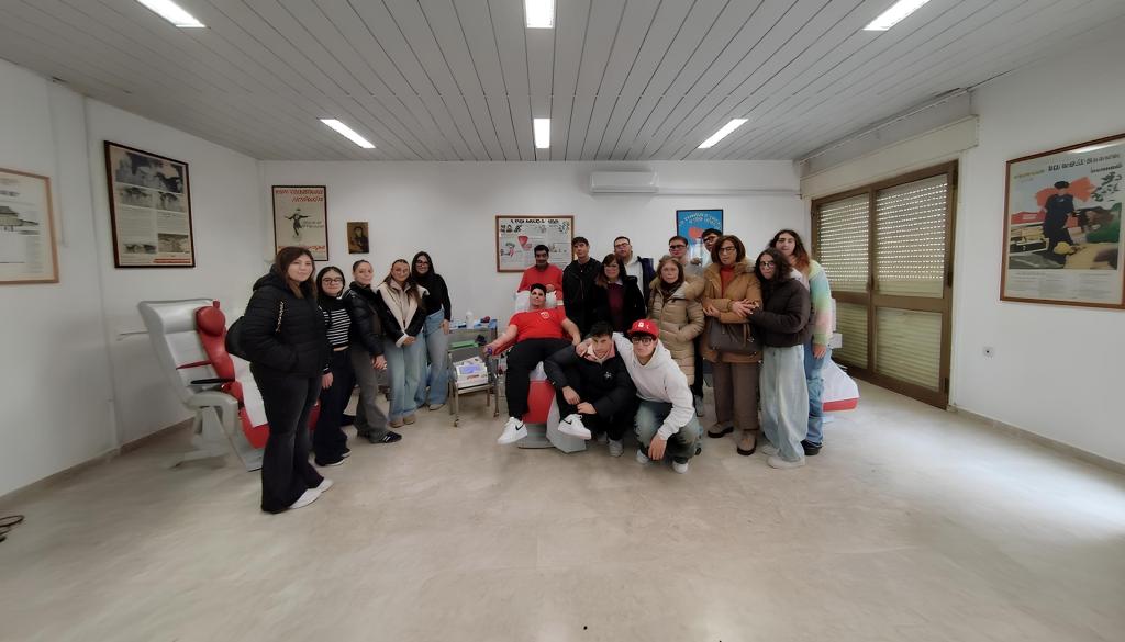Salemi, i ragazzi del d’Aguirre-Alighieri in visita all’Avis: una lezione di solidarietà